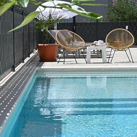 Luxury Apartment Maravic With Private Pool โตรกีร์ ภายนอก รูปภาพ